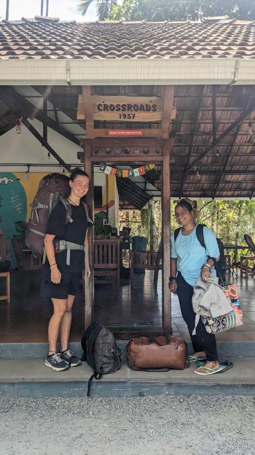 Crossroads Hostel 1957 Kalpetta Luaran gambar