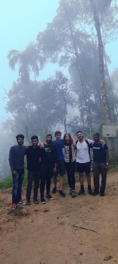 Crossroads Hostel 1957 Kalpetta Luaran gambar