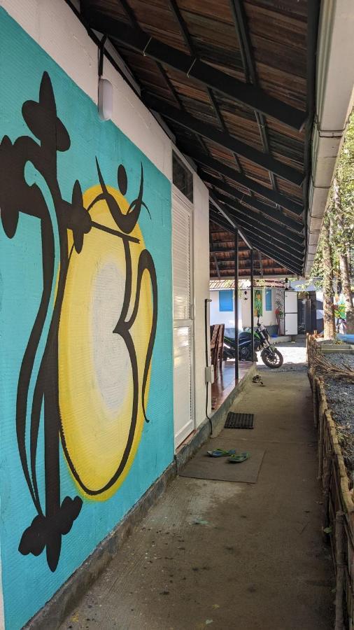 Crossroads Hostel 1957 Kalpetta Luaran gambar