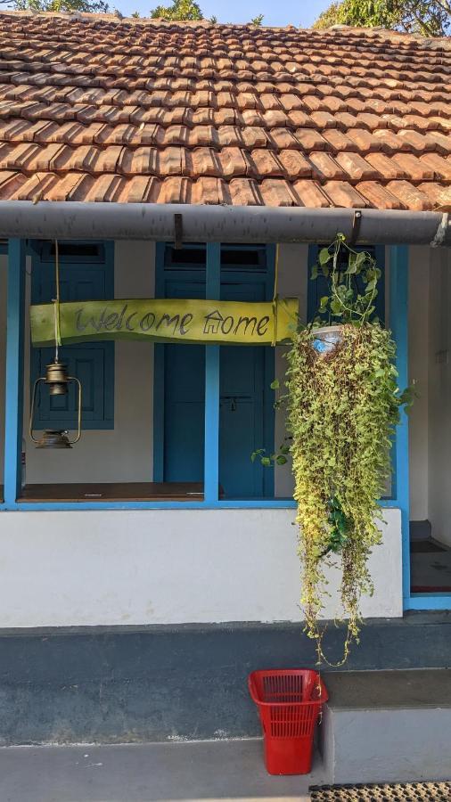 Crossroads Hostel 1957 Kalpetta Luaran gambar