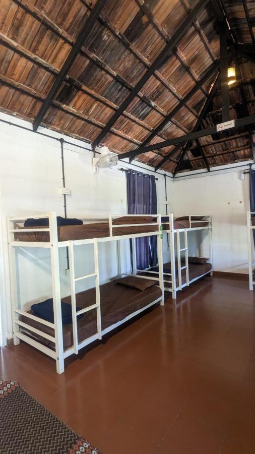 Crossroads Hostel 1957 Kalpetta Luaran gambar